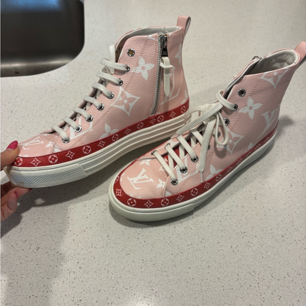 Louis Vuitton Pink and Red Monogram Sneakers Women’s size 9 - Picture 3 of 8